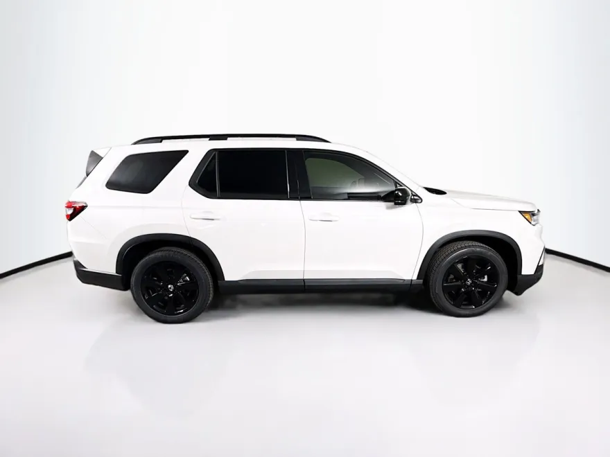 2025 Honda Pilot Black Edition photo 1