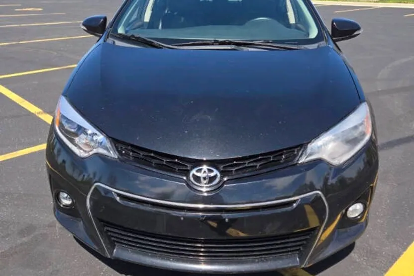 2014 Toyota Corolla S photo 1