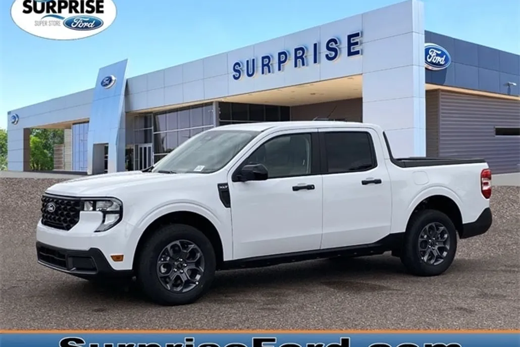 2025 Ford Maverick XLT photo 1