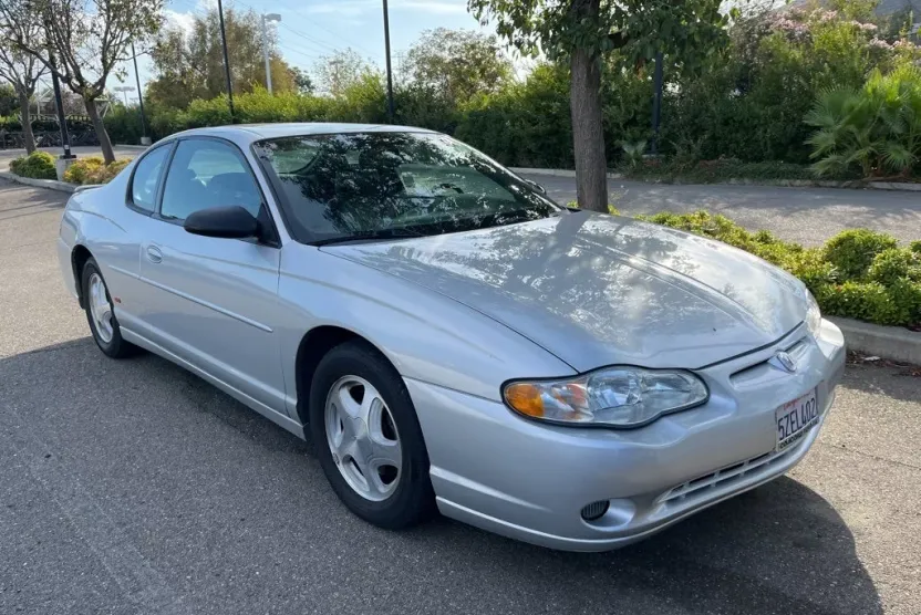 2004 Chevrolet Monte Carlo SS photo 1