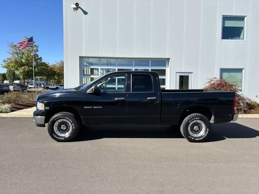2005 Dodge Ram SLT Laramie photo 1