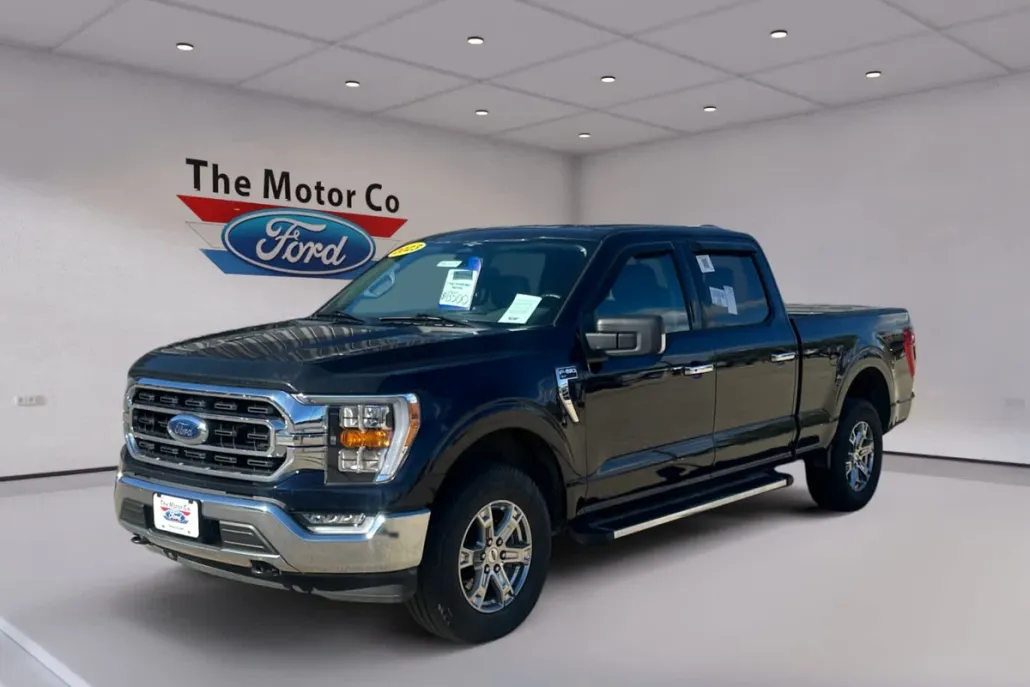 2023 Ford F-150 XLT photo 1