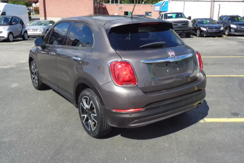 2016 Fiat 500X Easy photo 1