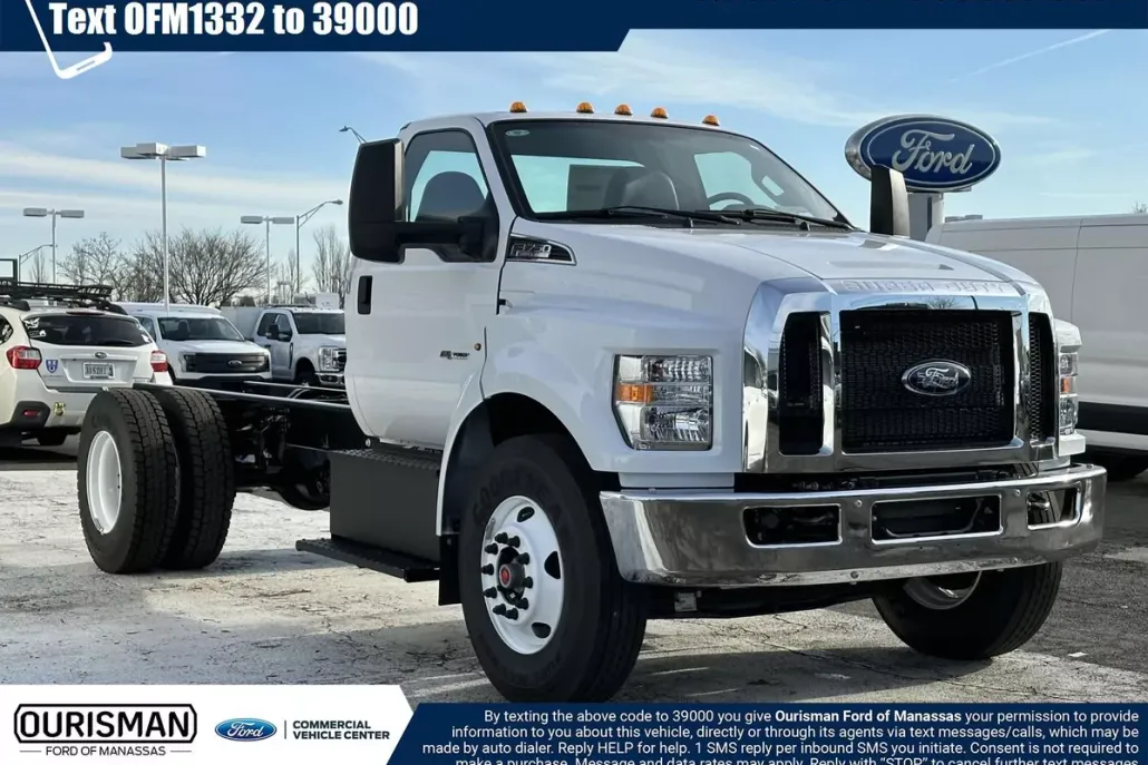 2025 Ford F-750 Base photo 1