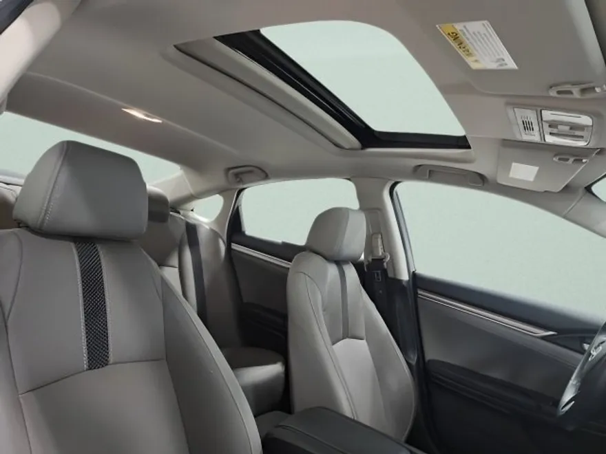 2020 Honda Civic EX photo 1