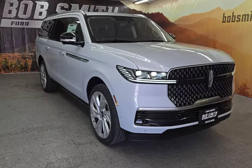 2025 Lincoln Navigator L Reserve photo 1