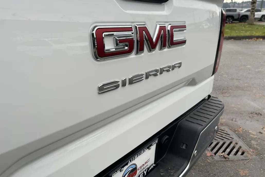 2025 Gmc Sierra Base photo 1