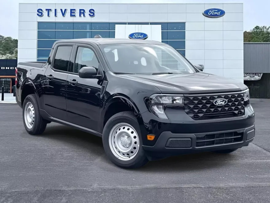 2025 Ford Maverick XL photo 1