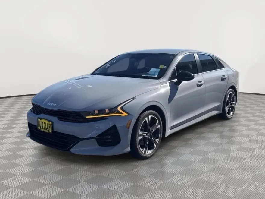 2023 Kia K5 GT-Line photo 1
