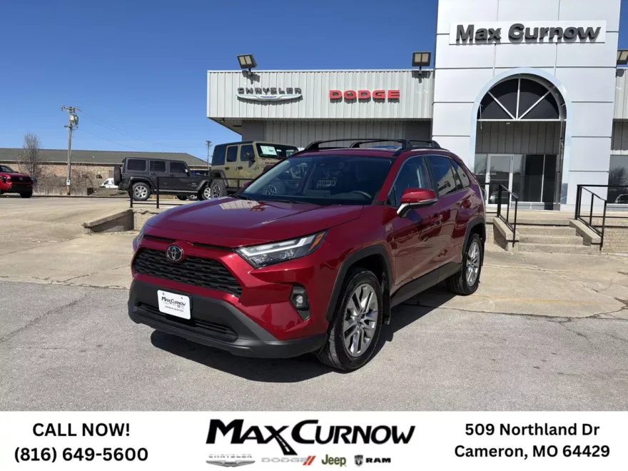 2023 Toyota RAV4 XLE Premium photo 1