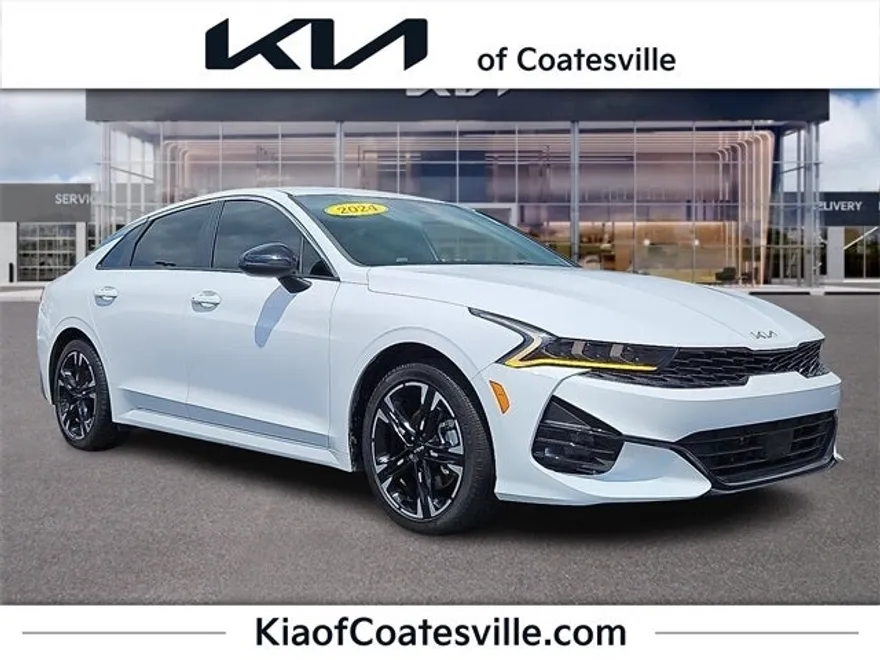 2024 Kia K5 GT-Line photo 1
