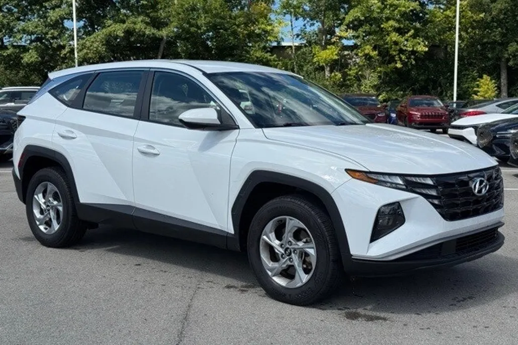 2023 Hyundai Tucson SE photo 1