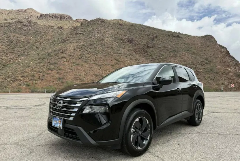 2025 Nissan Rogue SV photo 1