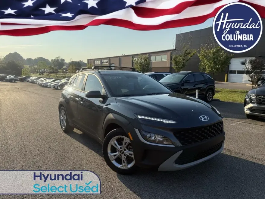 2022 Hyundai Kona SEL photo 1