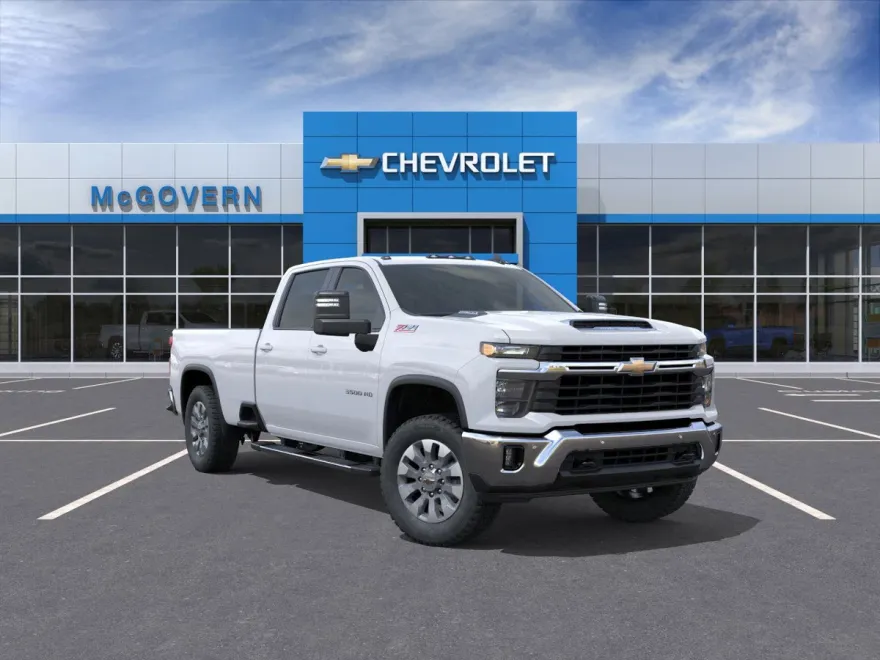 2026 Chevrolet Silverado 3500HD LT photo 1