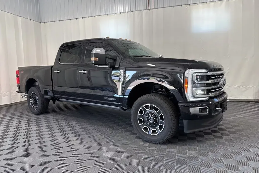 2023 Ford F-250 photo 1