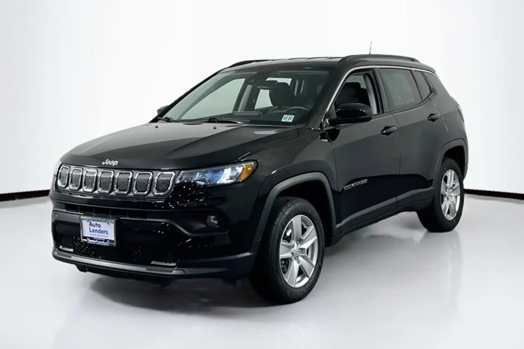 2022 Jeep Compass Latitude photo 1