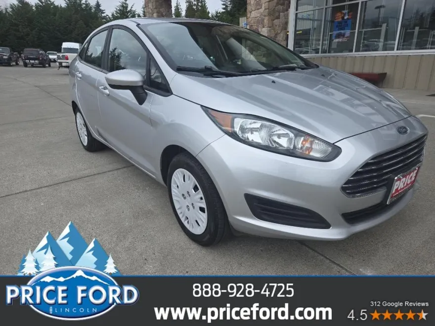 2017 Ford Fiesta S photo 1