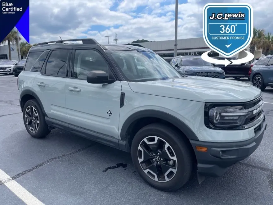 2021 Ford Bronco Sport Outer Banks photo 1