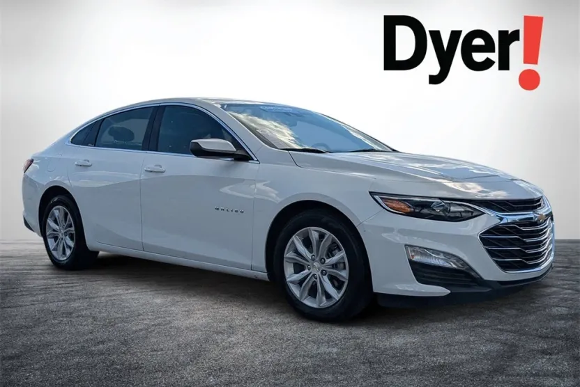 2024 Chevrolet Malibu 1LT photo 1