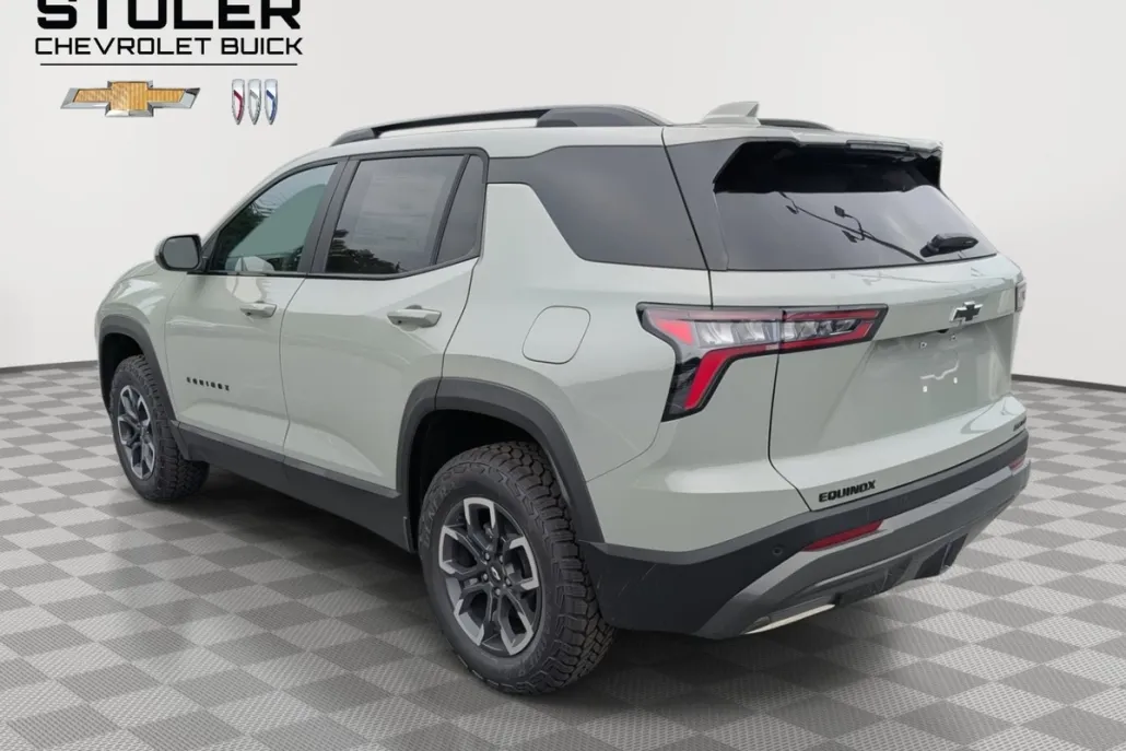 2026 Chevrolet Equinox ACTIV photo 1