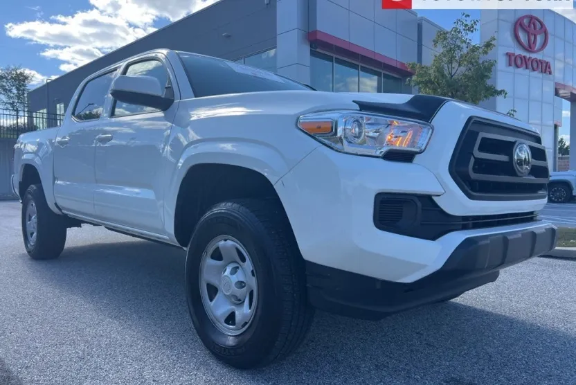 2022 Toyota Tacoma SR V6 photo 1