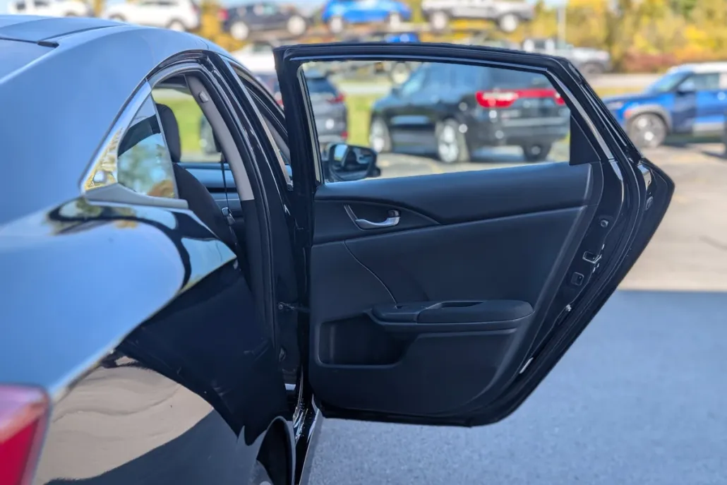 2018 Honda Civic EX photo 1