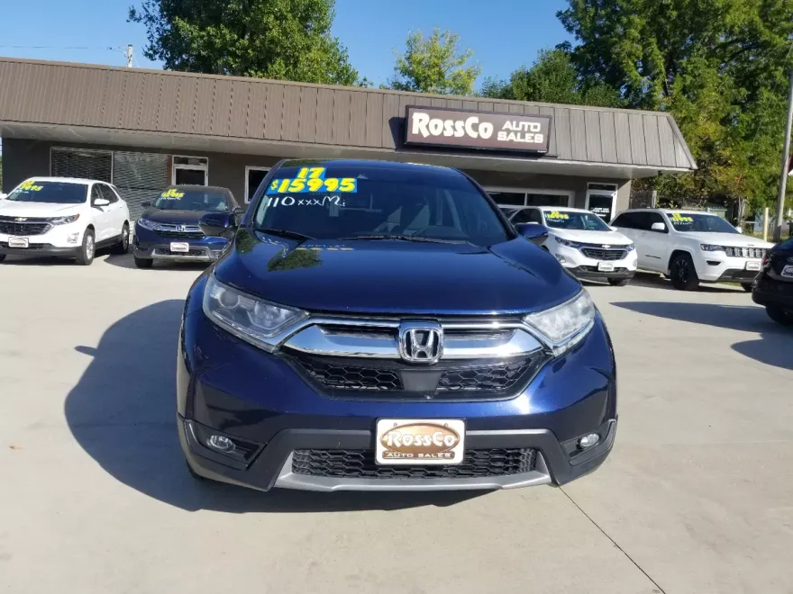2017 Honda CR-V EX photo 1