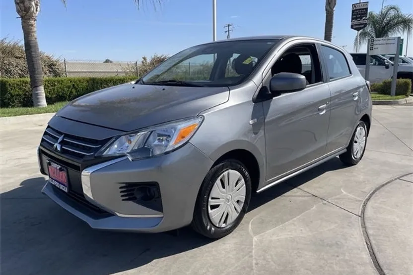 2021 Mitsubishi Mirage ES photo 1