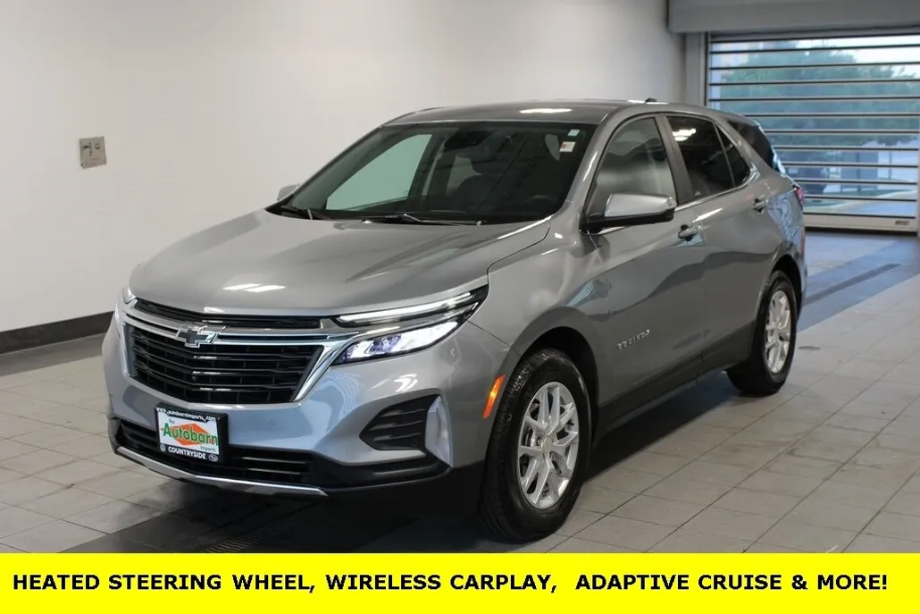 2024 Chevrolet Equinox LT photo 1
