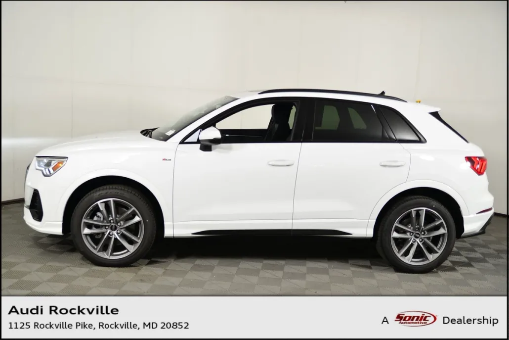2025 Audi Q3 S line Premium photo 1