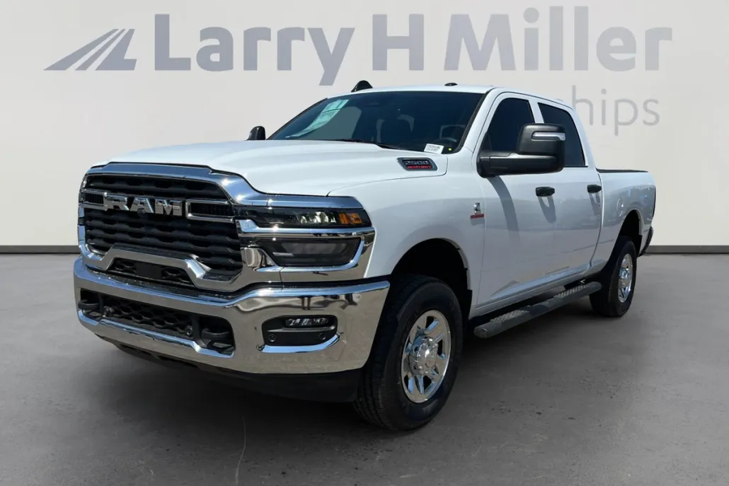 2025 Ram 2500 Tradesman photo 1