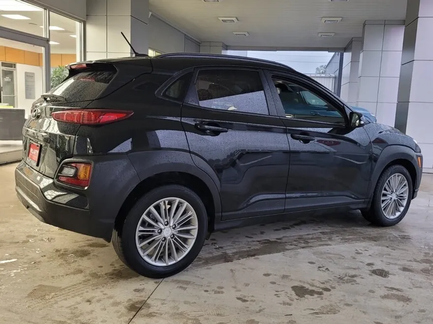 2018 Hyundai Kona SEL photo 1