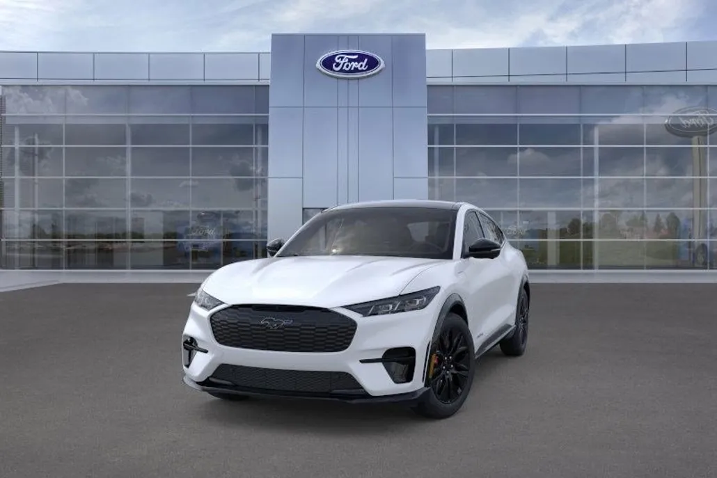 2025 Ford Mustang Mach-E Premium photo 1