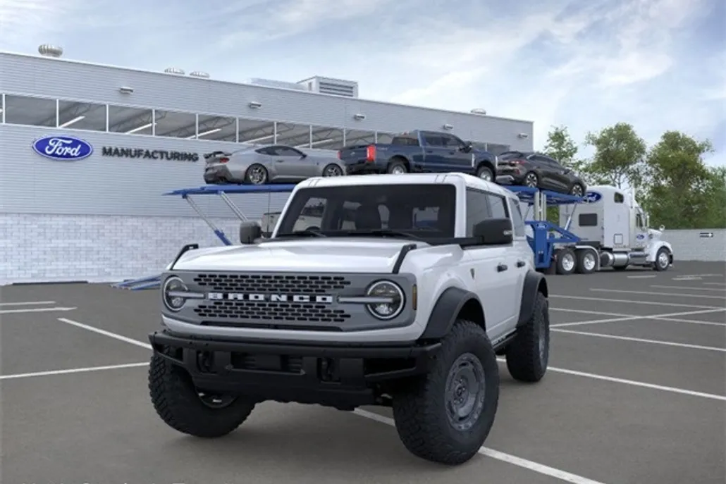 2025 Ford Bronco Badlands photo 1
