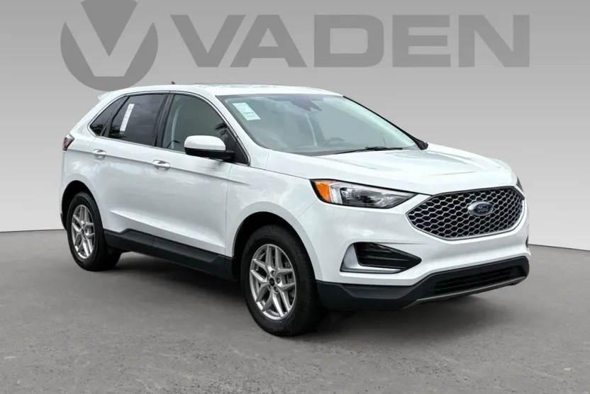 2023 Ford Edge SEL photo 1