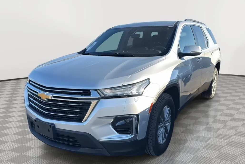 2022 Chevrolet Traverse Cloth photo 1