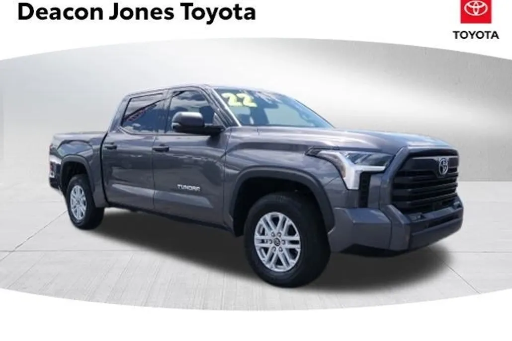 2022 Toyota Tundra SR5 photo 1