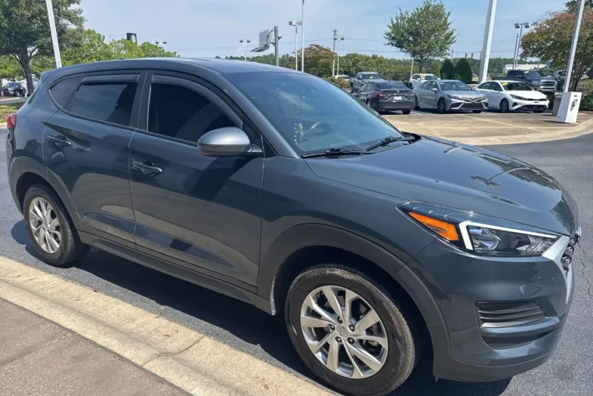 2021 Hyundai Tucson SE photo 1