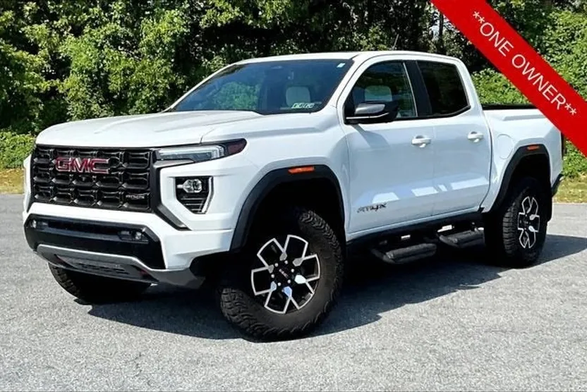 2024 Gmc Canyon AT4X photo 1