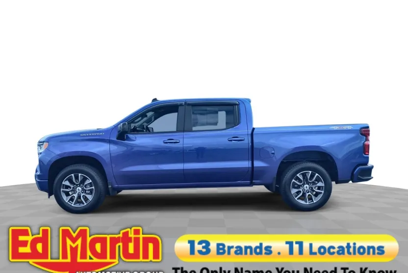 2022 Chevrolet Silverado 1500 RST photo 1