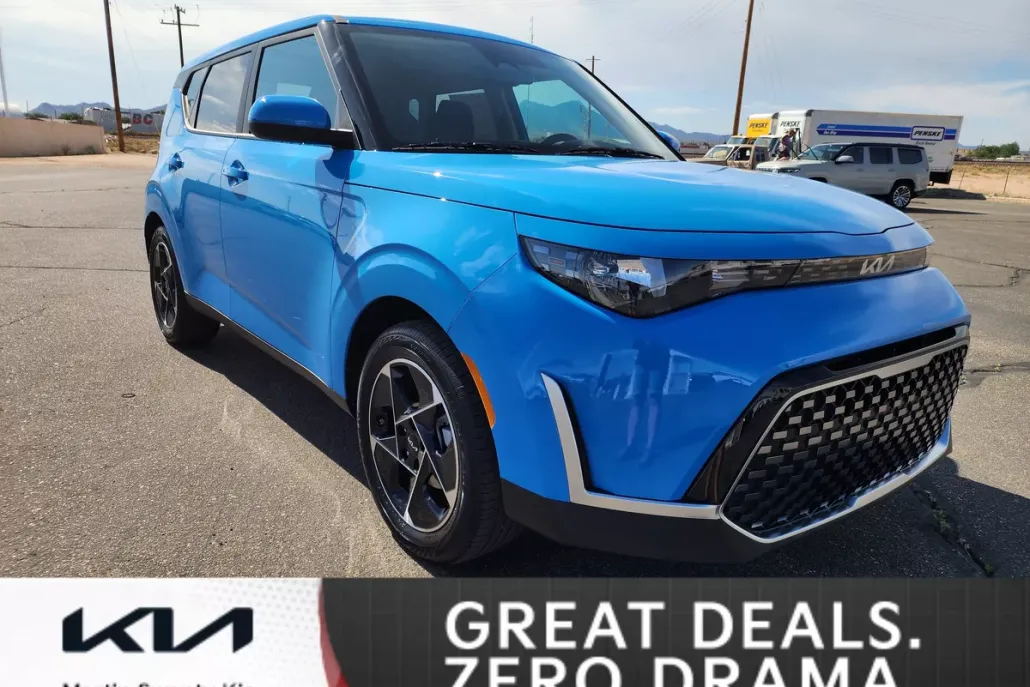 2025 Kia Soul EX photo 1