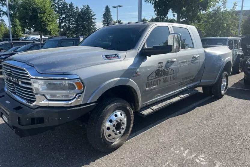 2022 Ram 3500 Laramie photo 1