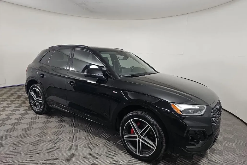2025 Audi Q5 2.0T Premium Plus S line photo 1