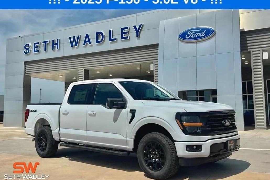 2025 Ford F-150 XLT photo 1