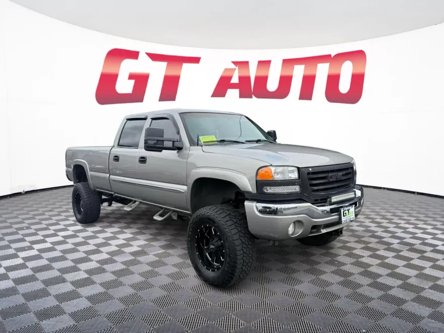 2003 Gmc Sierra SLT photo 1