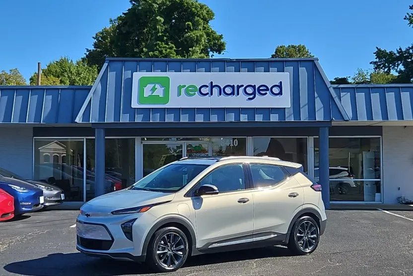 2022 Chevrolet Bolt EUV Premier photo 1