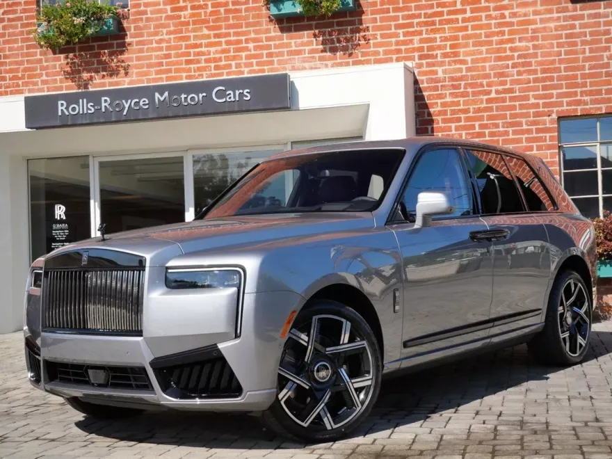 2026 Rolls Royce Cullinan Black Badge photo 1