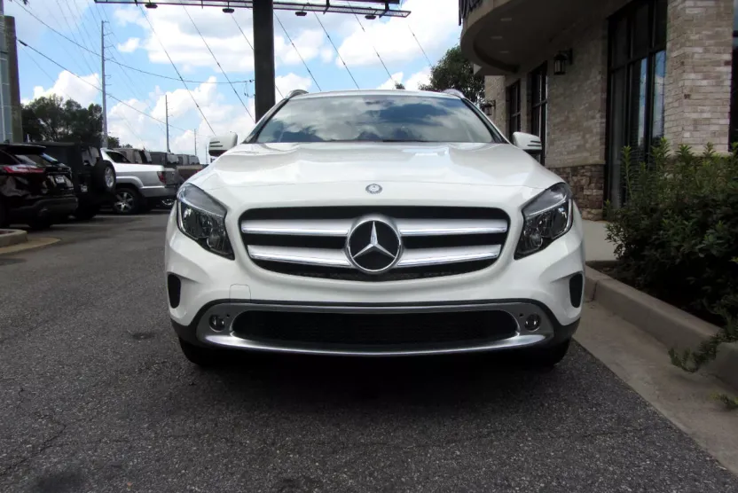 2015 Mercedes Benz GLA 250 photo 1