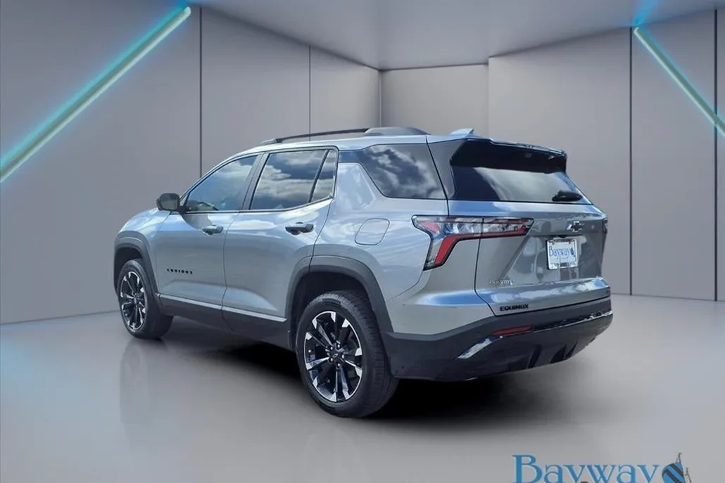2025 Chevrolet Equinox RS photo 1